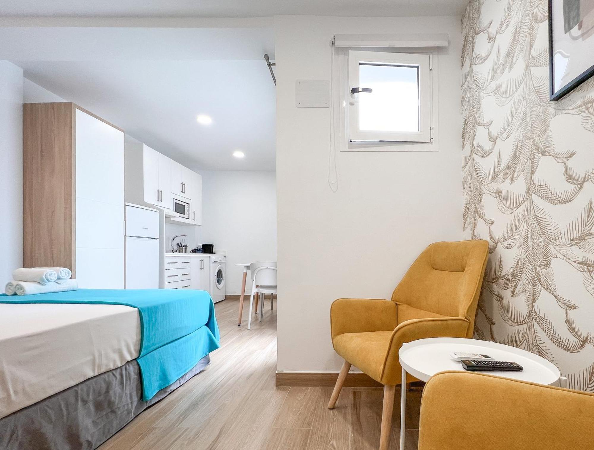 Sunsands Studio 1ºb Playa76 Carihuela Торремолинос Экстерьер фото